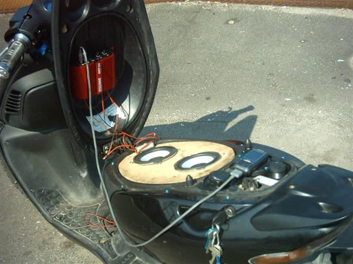 Aprilia sonic ( Solgt :/ ) billede 7