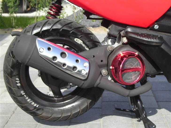 Aprilia sonic GP MS (SOLGT) - Malossi uds og rød grise tryne med chrom gitter i  billede 10