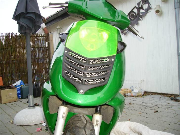 Aprilia sonic SOLGT billede 8