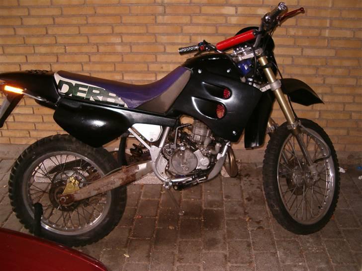 Derbi solgt for 8700  billede 3