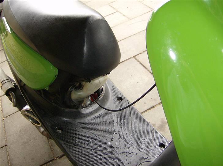 Yamaha jog space før solgt billede 5