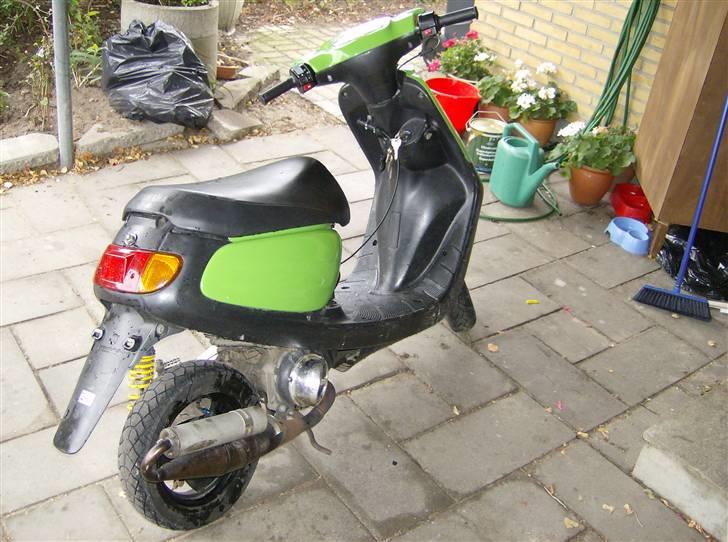 Yamaha jog space før solgt billede 9