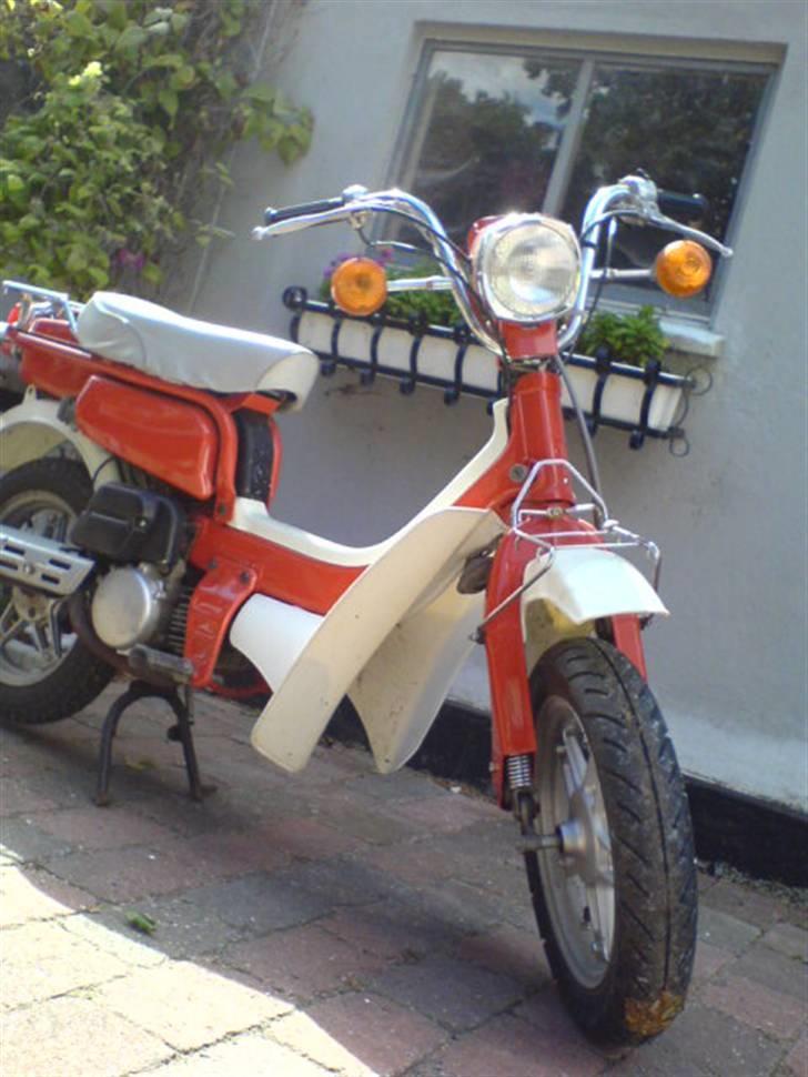 Suzuki FZ 50 Solgt billede 2