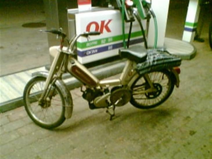 {{currentPhoto.altText}} billede {{currentPhoto.number}}