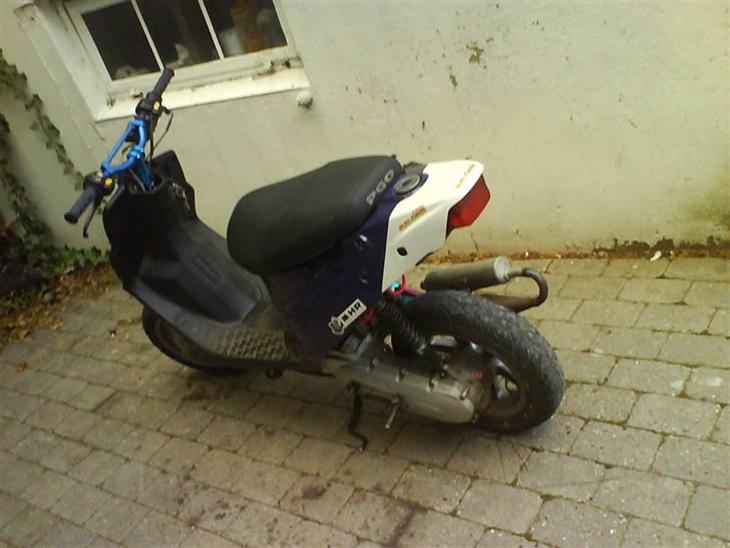 {{currentPhoto.altText}} billede {{currentPhoto.number}}