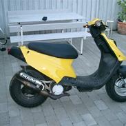 PGO hot 50 (Det gule lyn)