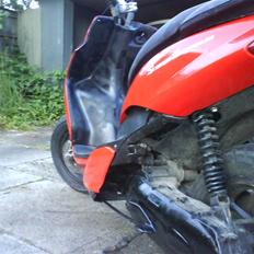 Yamaha jog r (byttet med  sf2 )