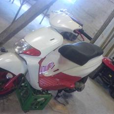 Derbi alantis bullet SOLGT