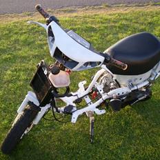 Yamaha Jog Evo Lc. (splittet)