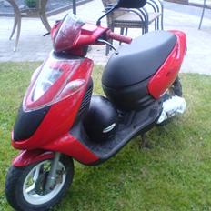 Aprilia Sonic (SOLGT)