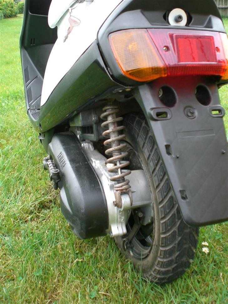 Yamaha jog SOLGT! billede 3