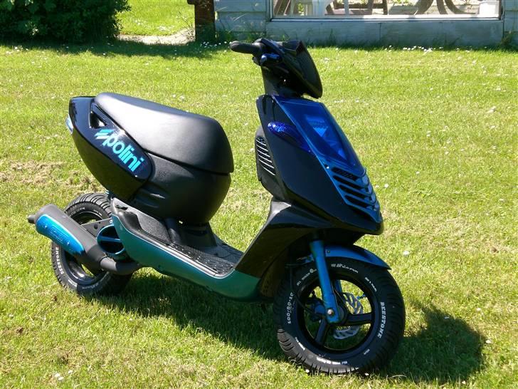 Aprilia Sonic Solgt - ny: udstødning, Front og baglygteglas efter panserne havde fingrene i den :( har dog stadig det gamle sæt ..  billede 20