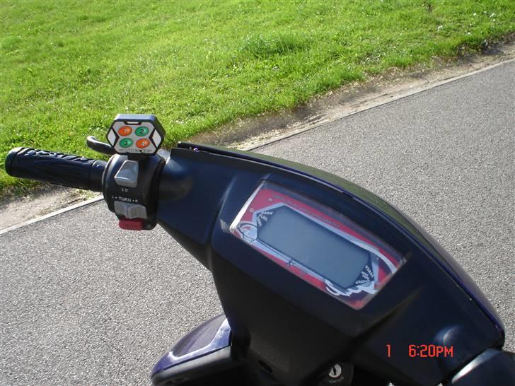 Yamaha Jog FS SOLGT billede 4