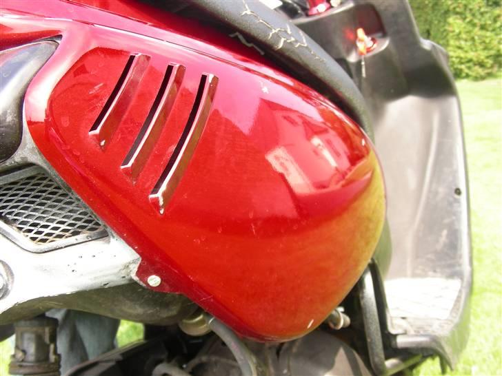 Yamaha Bws, byttet til lc sonic - sideskjoldet ;)  billede 10