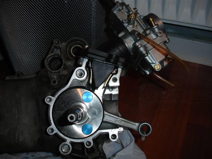 Yamaha Jog Solgt til fætter :) - samlet hurtigt:) skifter kurmtappen da min fætter skal købe den:) billede 11