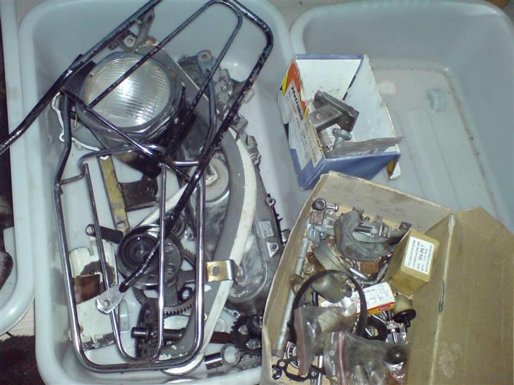 Suzuki Fz50 - (Solgt) - nogle af reservedelene billede 4