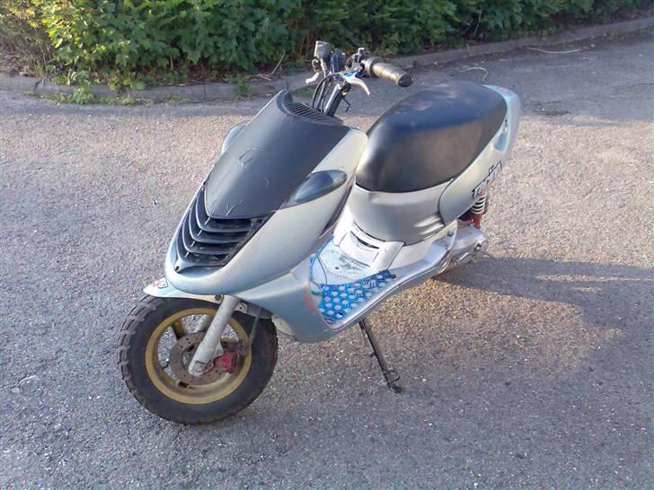 Aprilia sonic  SOLGT billede 4