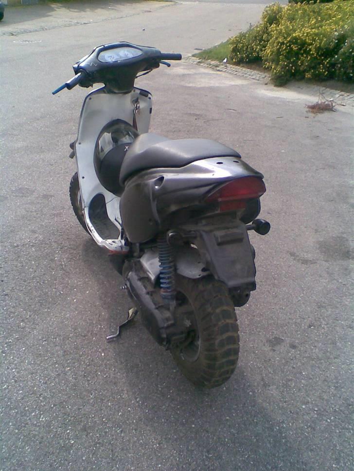 Aprilia rally solgt billede 3