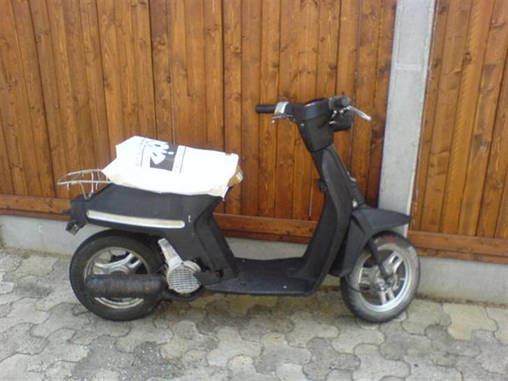 {{currentPhoto.altText}} billede {{currentPhoto.number}}