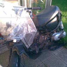 Yamaha Jog fs/space - Solgt