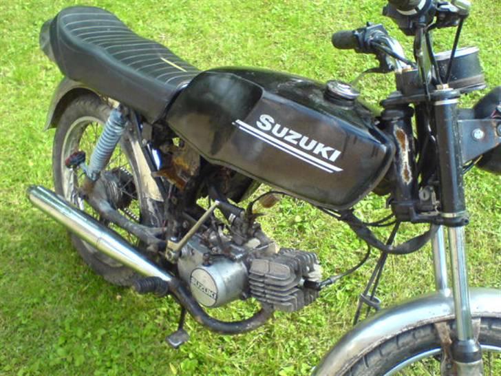 Suzuki suzuki dm50 (solgt) - jaah den har lidt skønheds fejl meen.. billede 8