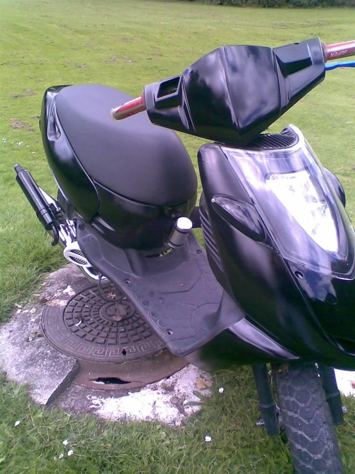 Aprilia SONIC - HYPER SVINET billede 1