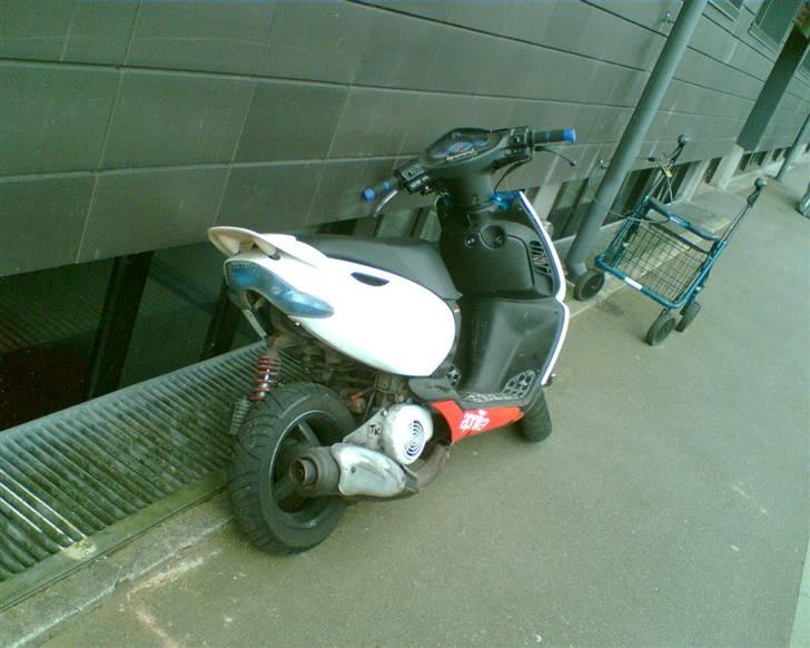 Aprilia Sonic $ SOLGT billede 2