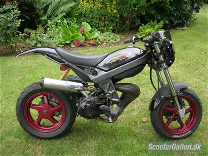 Suzuki Streetmagic - [BYTTET] billede 2