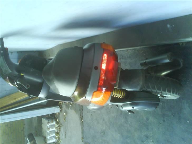 Piaggio Zip Byttet til crosser billede 7