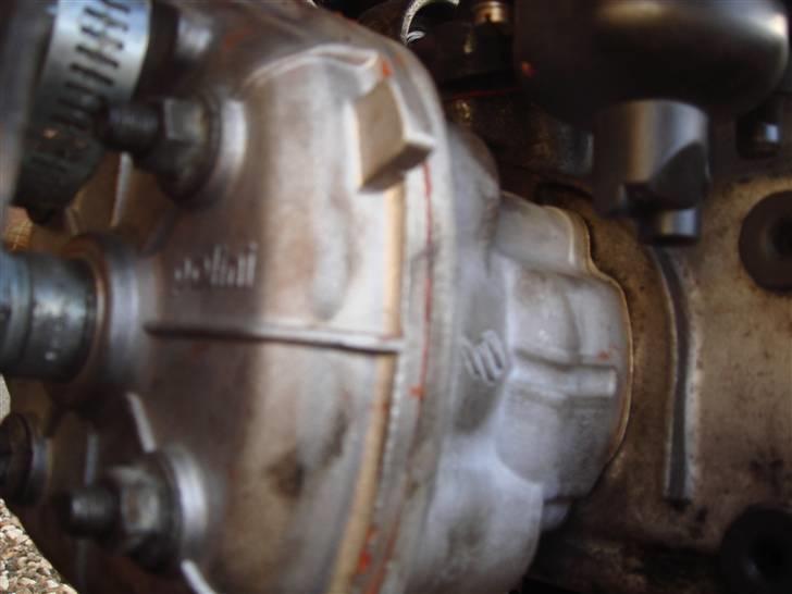 Aprilia Rally EVO LC (projekt)  - Helt nyt Polini EVO 2 LC .. Fyldt med mine sorte fingre :D + Beskidt men Blueprinted osv. blok lige bagved ;) billede 9