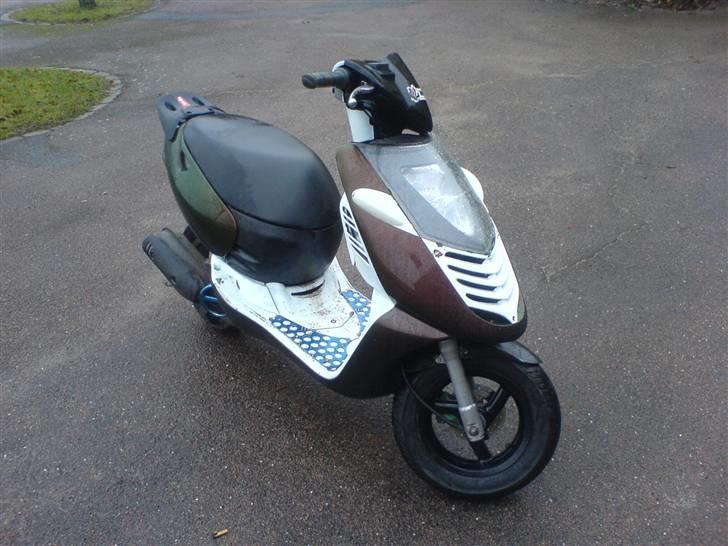 Aprilia sonic - Miin smukke sonic der lige fik nye kameleon skjolde :D  billede 1