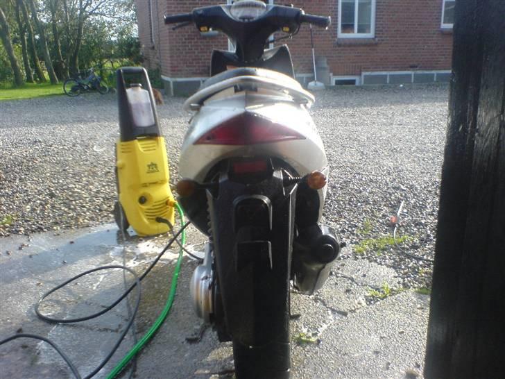 Suzuki estilete(solgt) billede 4