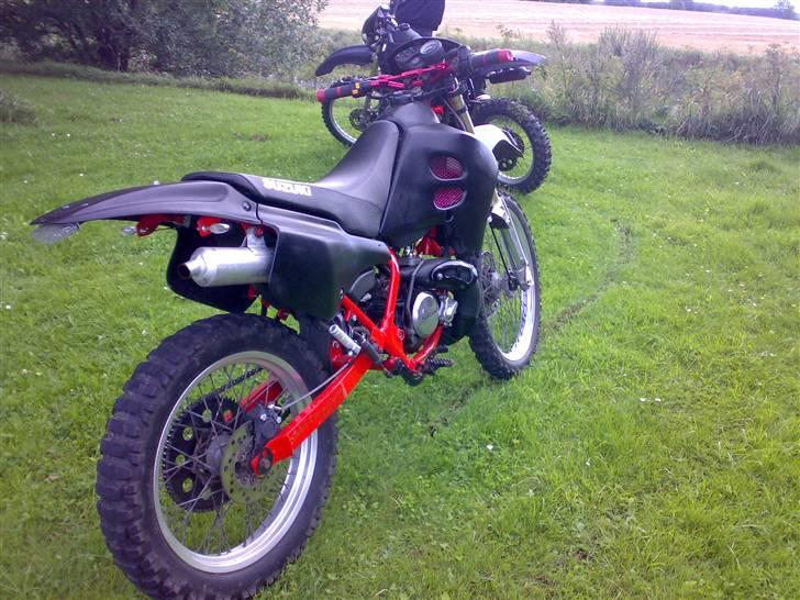 Suzuki RMX - Byttet - Min, hvor man kan se Daniel S´s i bagrunden billede 18