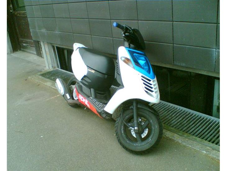 {{currentPhoto.altText}} billede {{currentPhoto.number}}