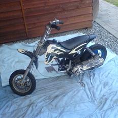 Yamaha pocket'solla(stel knækket