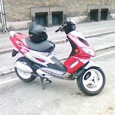 Peugeot speedfight 2