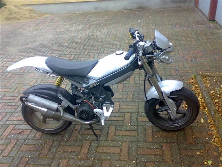 Suzuki street magic byttet billede 12