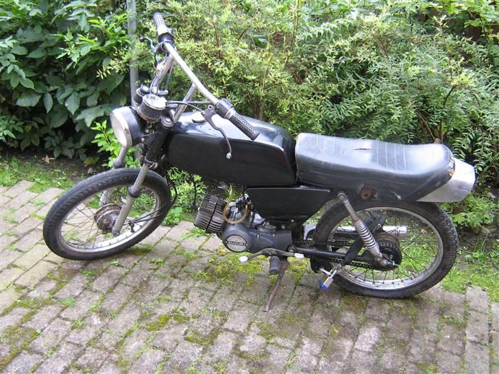 Suzuki DM50 - //Byttet// - Sådan ser nummer et ud, fik aldrig tage et før billed, men den lå i papkasser, men gemmer dette som før og der vil også løbende komme efter billeder op. billede 1