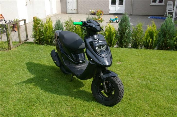 PGO hot Black Solgt billede 2