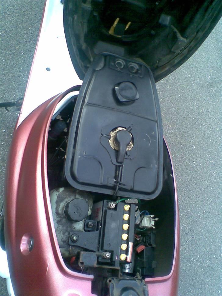 Peugeot buxy solgt billede 9