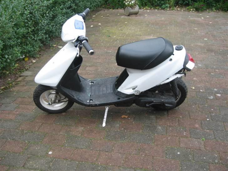 Yamaha Jog (solgt) billede 1