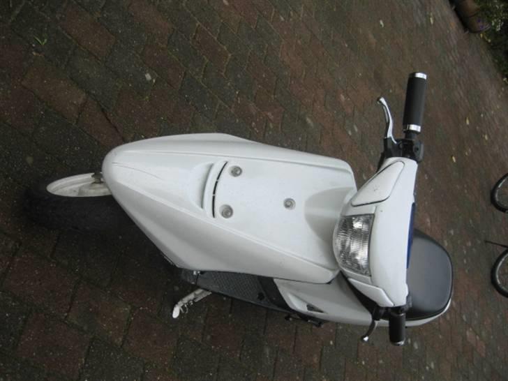 Yamaha Jog (solgt) billede 3