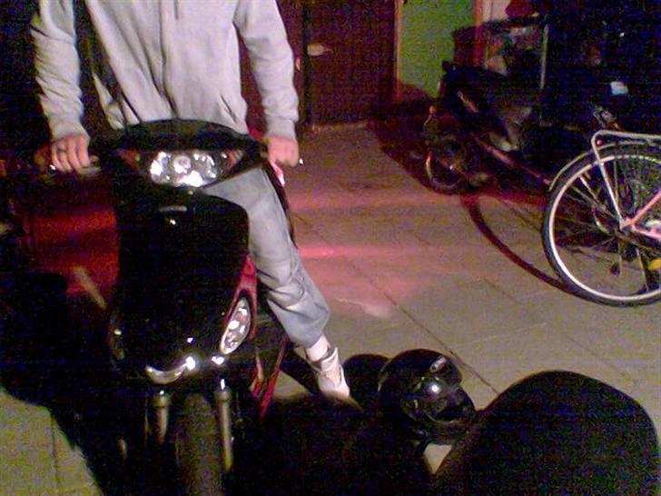 PGO comet solgt! - en ven på hans sprint. billede 13