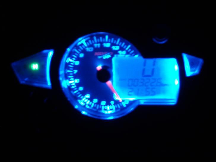 Suzuki RMX (projekt) - Mit KOSO spedometer i mørke billede 11