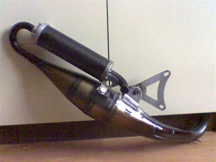 Yamaha Neos Ac  19,9 HK - Lækker udstødning billede 9