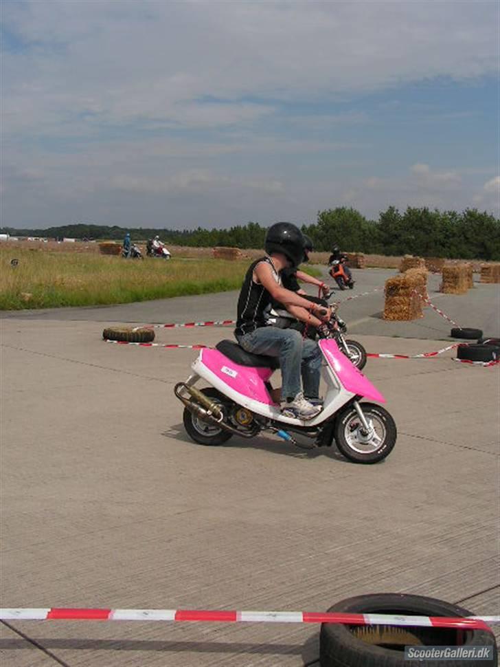 Yamaha JOG LC (Pink lady) 20,7HK billede 14