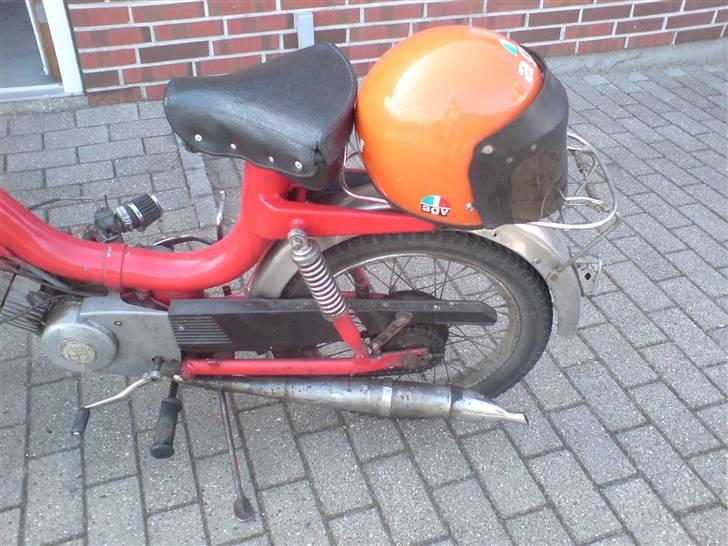 Monark Compact SOLGT - klam hjelm .. men det er heller ikk min xD billede 5