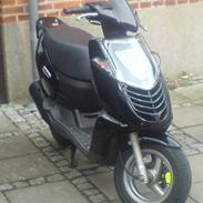 Aprilia Sonic 'SOLGT'