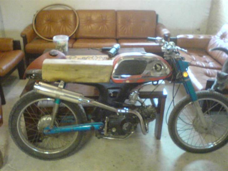 Honda cd50 88cc Solgt - således ser den ud på nuværende tidspunkt :) billede 1