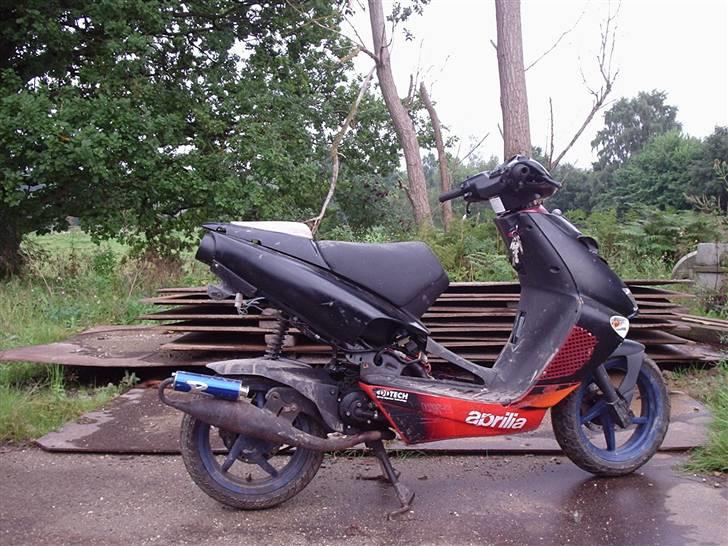 Aprilia sr 50 ditec sælges i dele billede 1